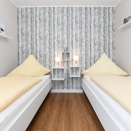 Haus Seeblick * كاروليننسيل